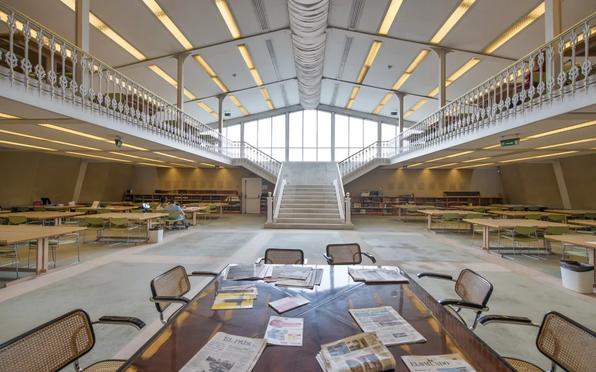 Biblioteca Teatro Afundación - Fotografía 1