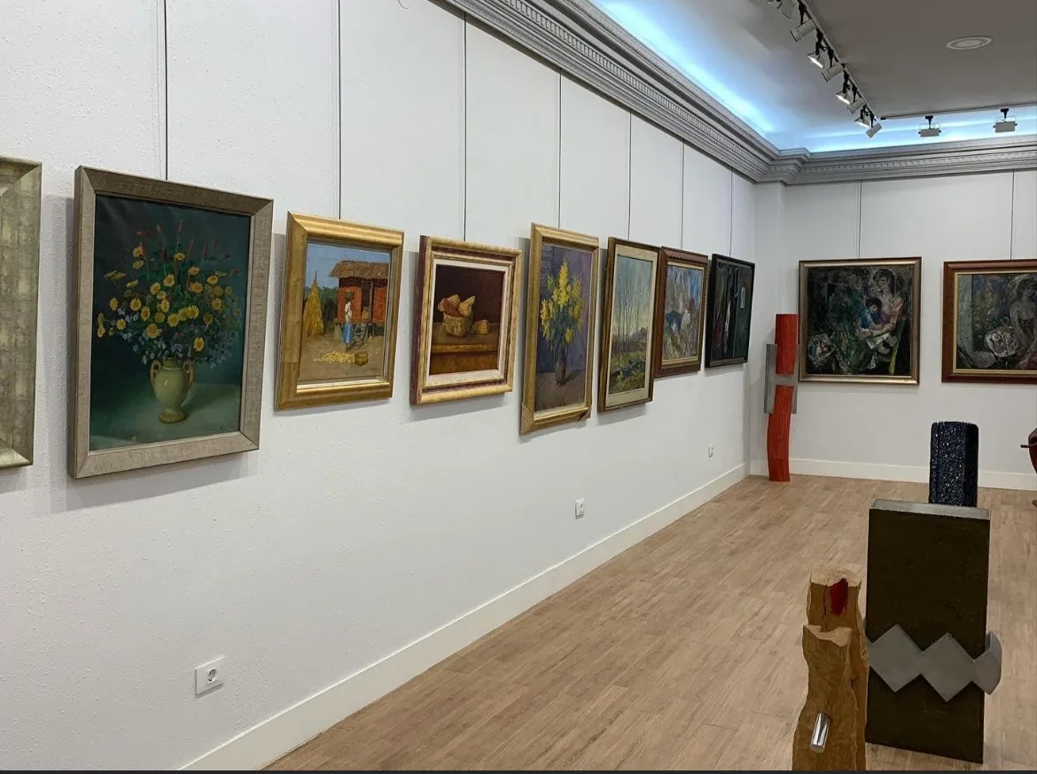 Carlos Monteblanco, galería, joyería y tasaciones - Fotografía 3