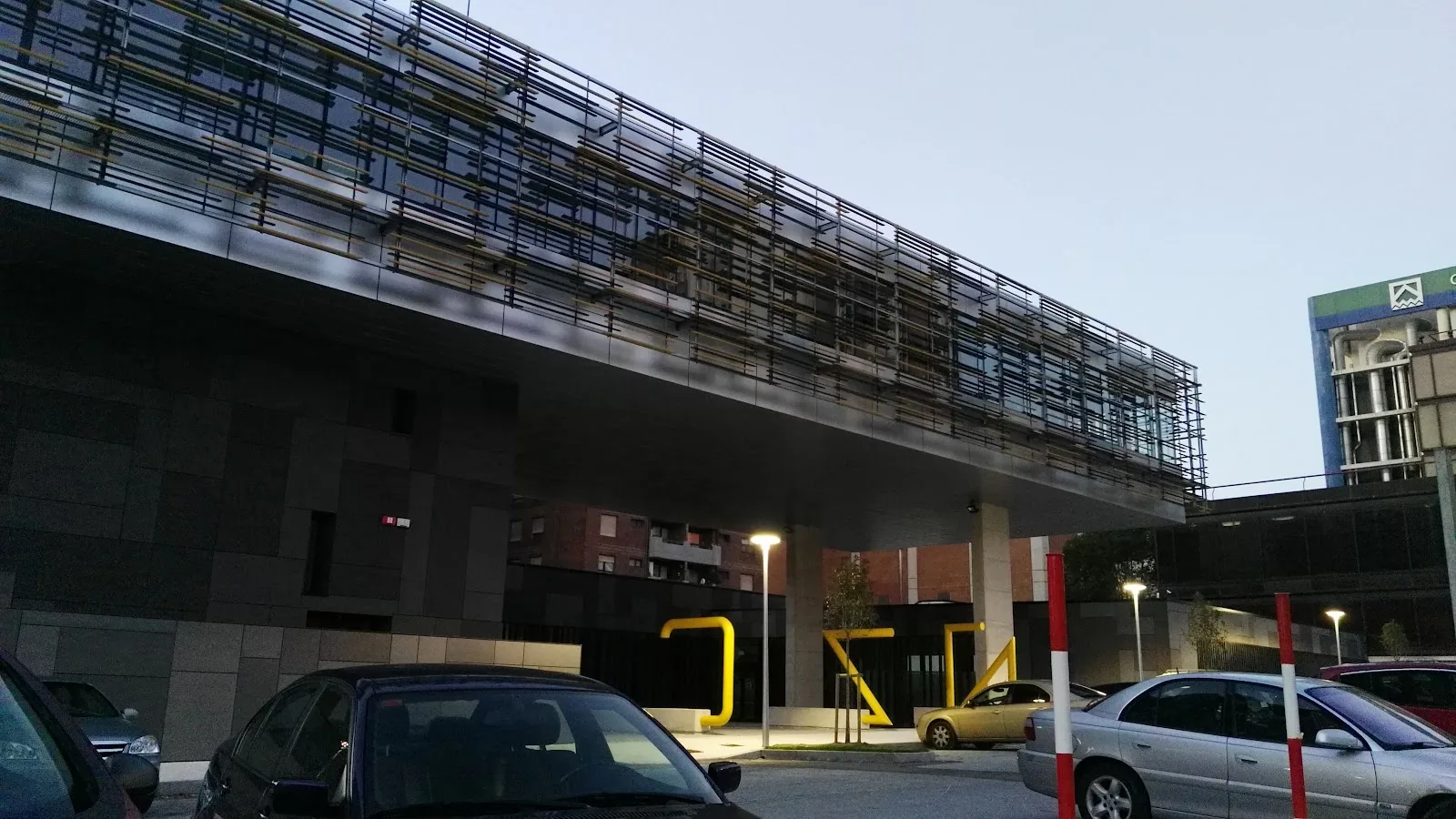 Centro Cívico Cazoña - Fotografía 5