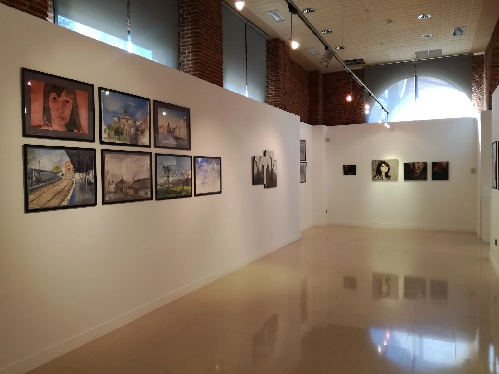 Centro Cultural Municipal Galileo