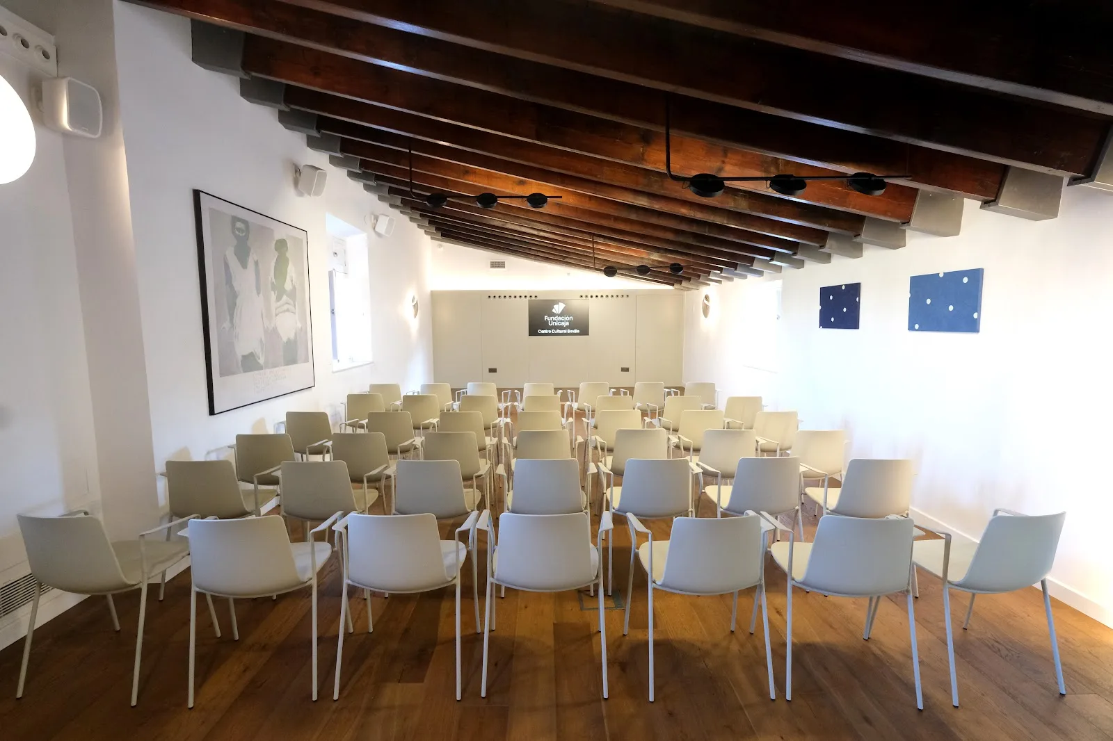Centro Fundación Unicaja Sevilla - Fotografía 3
