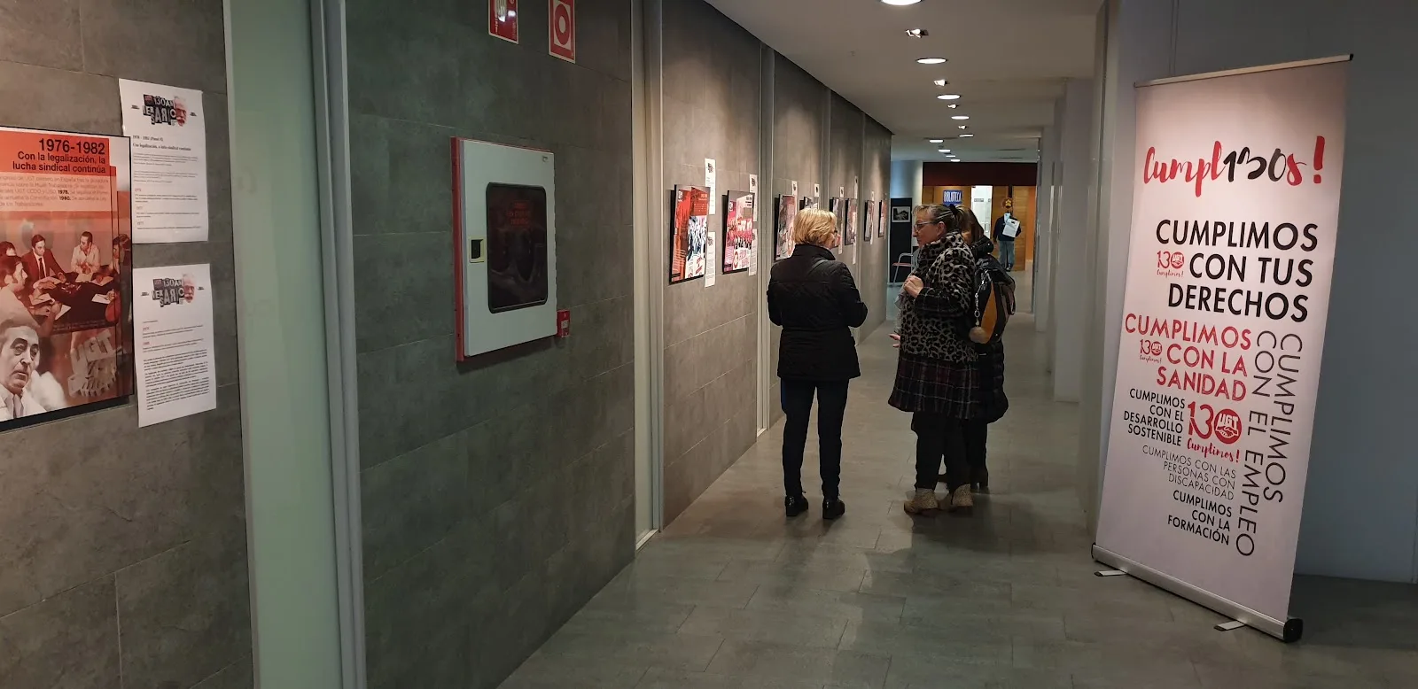 Centro Sociocultural e Xuvenil O Ensanche (Santiago de Compostela) - Fotografía 3