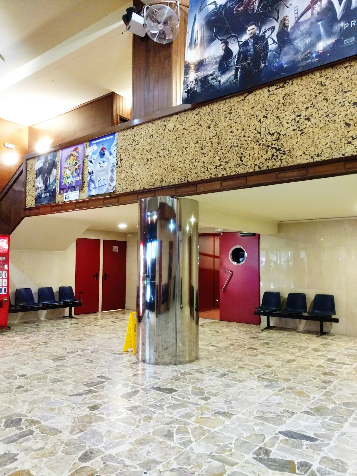 Cine Teatro Salesianos - Fotografía 3