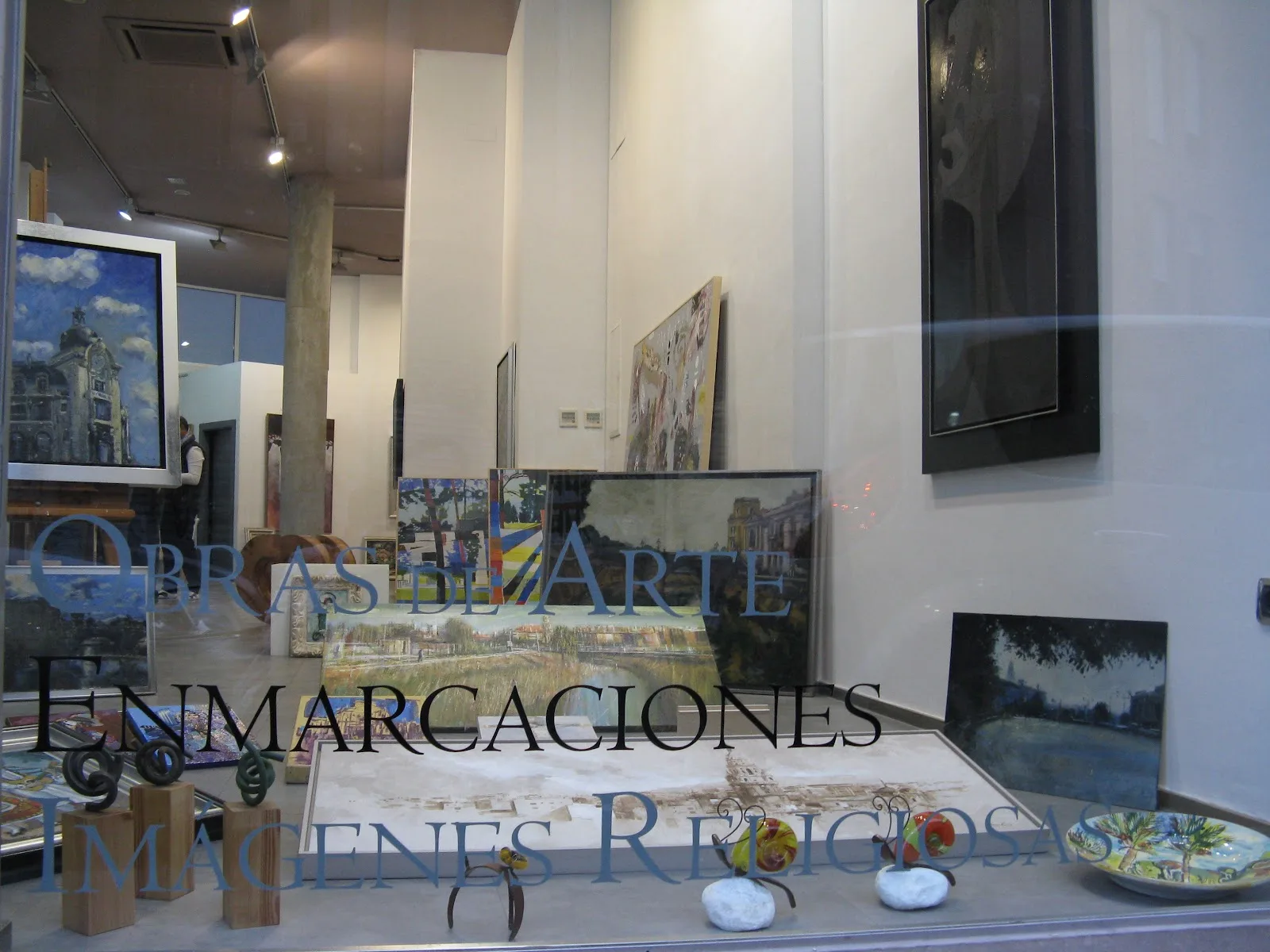 Cuadros López - Galería de Arte - Fotografía 3