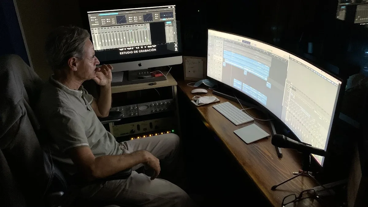 Estudio Los Cuatro Gigantes