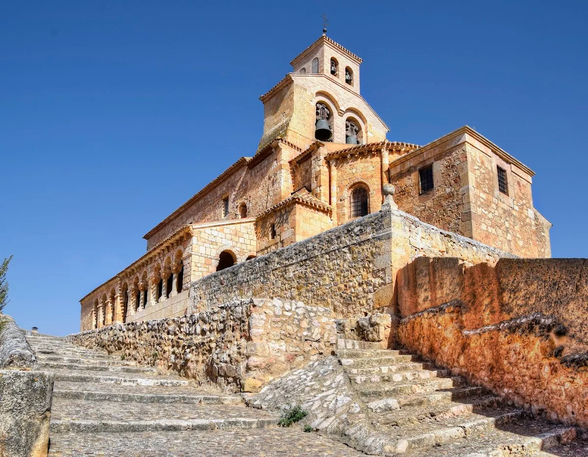 Iglesia de la Virgen del Rivero