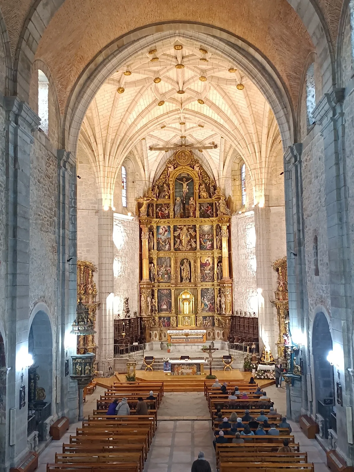 Iglesia de San Eutropio