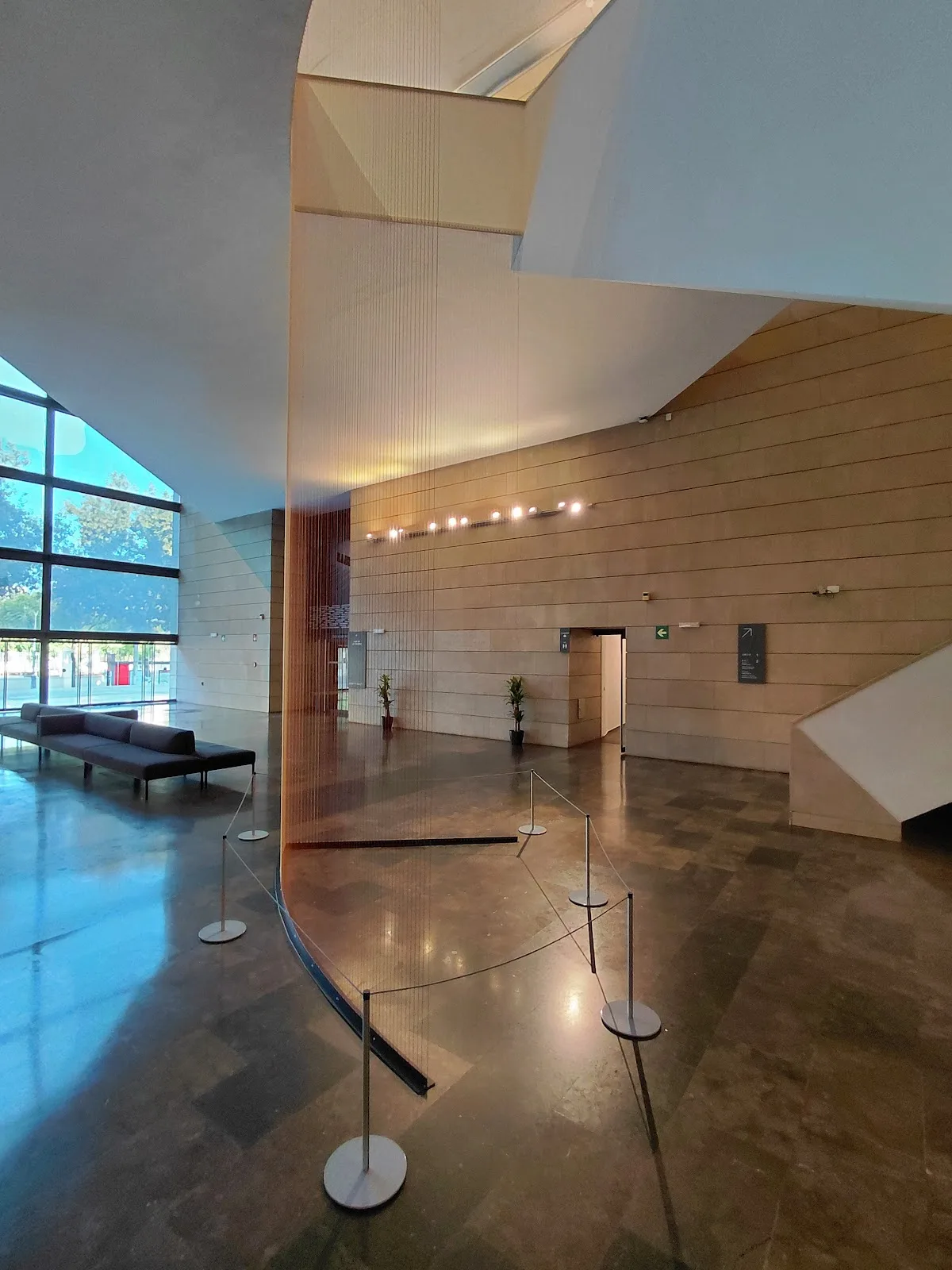 Institut Valencià d'Art Modern (IVAM) - Fotografía 4