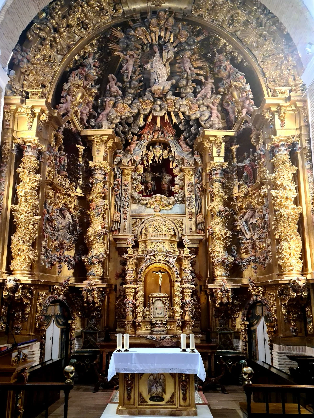 Monasterio de Santa Cruz (Monjas Benedictinas)
