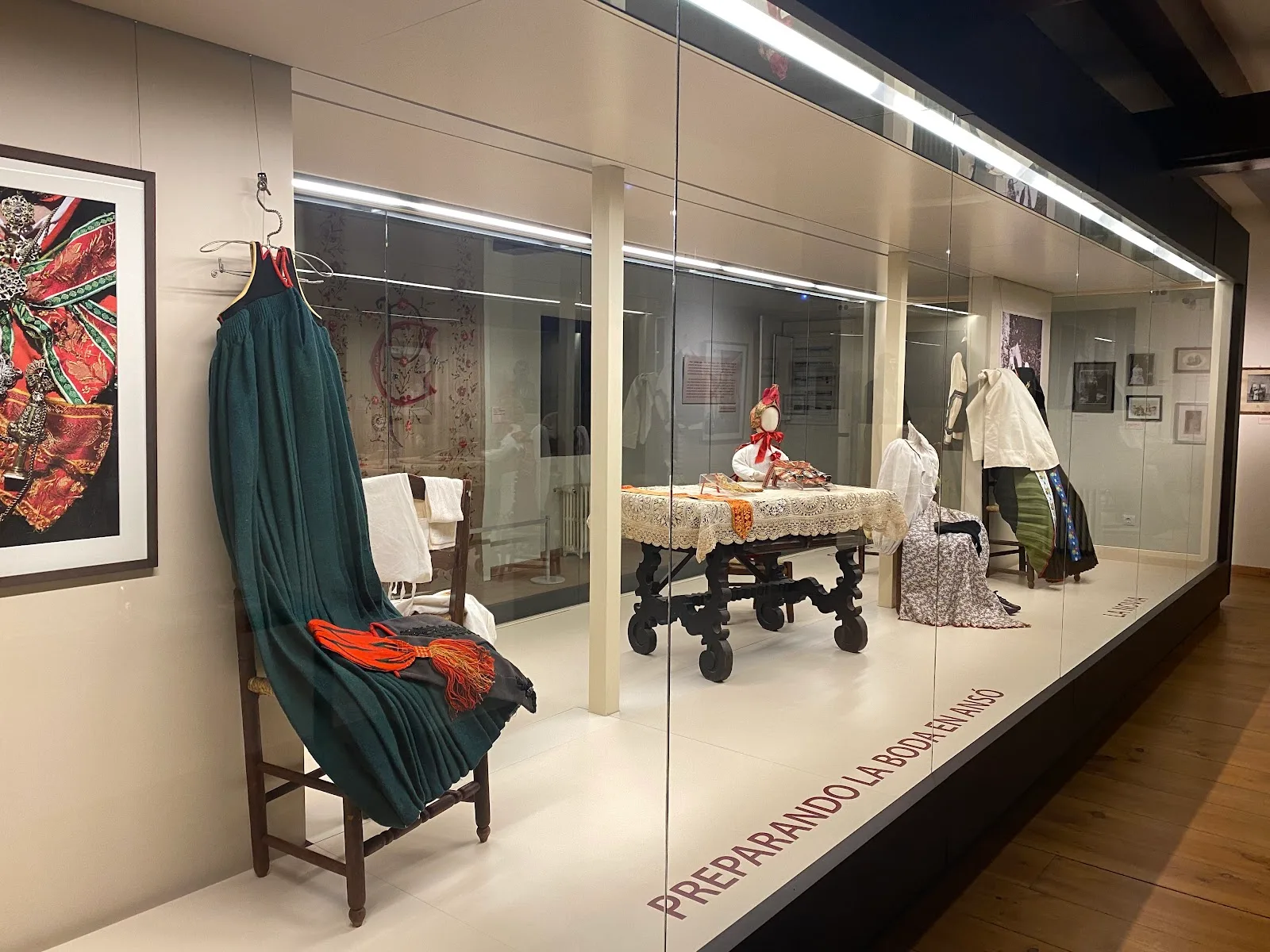 Museo de Zaragoza. Sección de Etnología - Fotografía 4