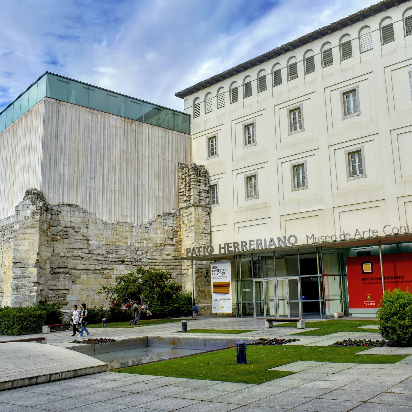 Museo Patio Herreriano de Arte Contemporáneo Español de Valladolid - Fotografía 2