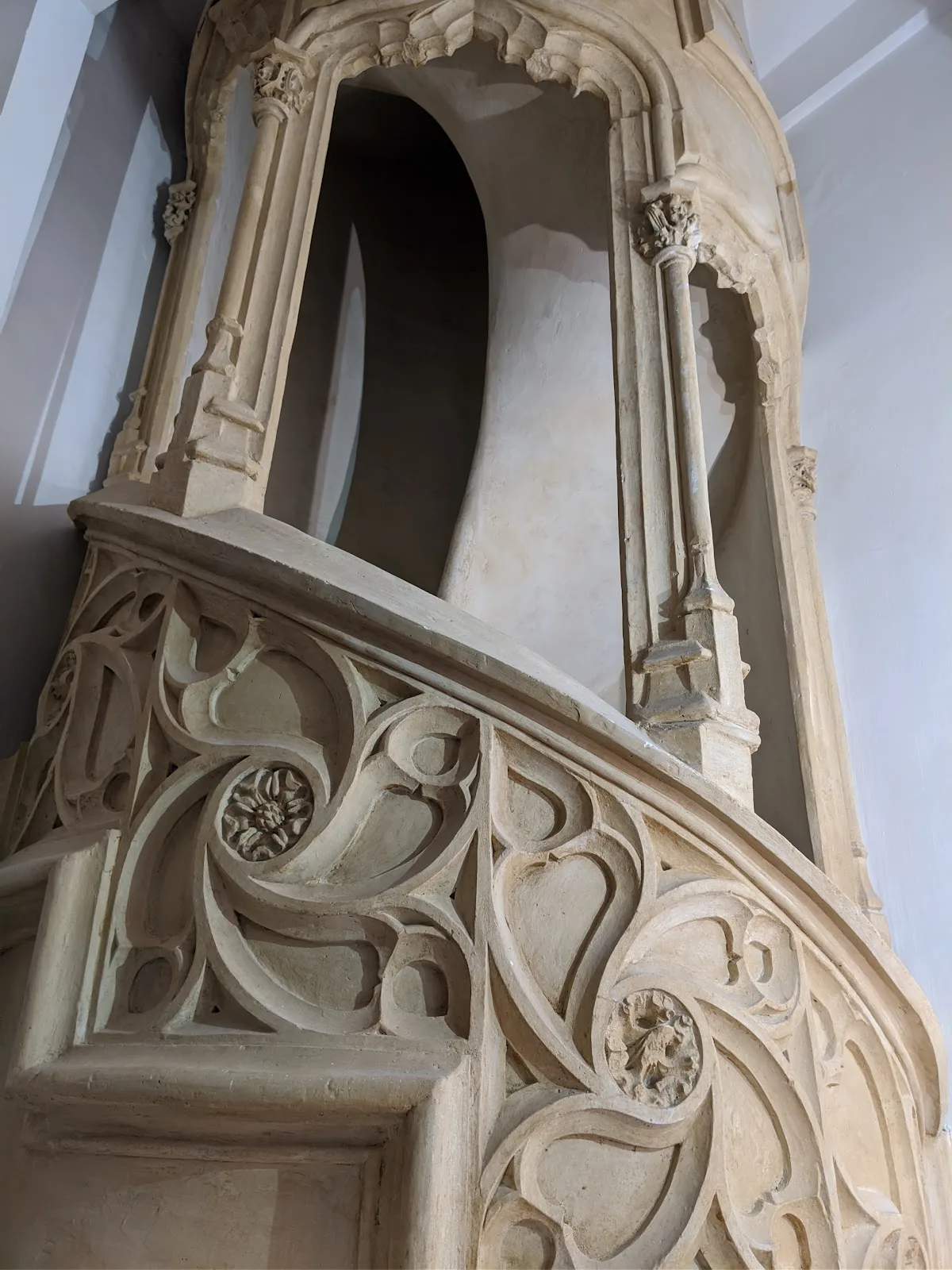 Museo y Colegio del Arte Mayor de la Seda - Fotografía 1