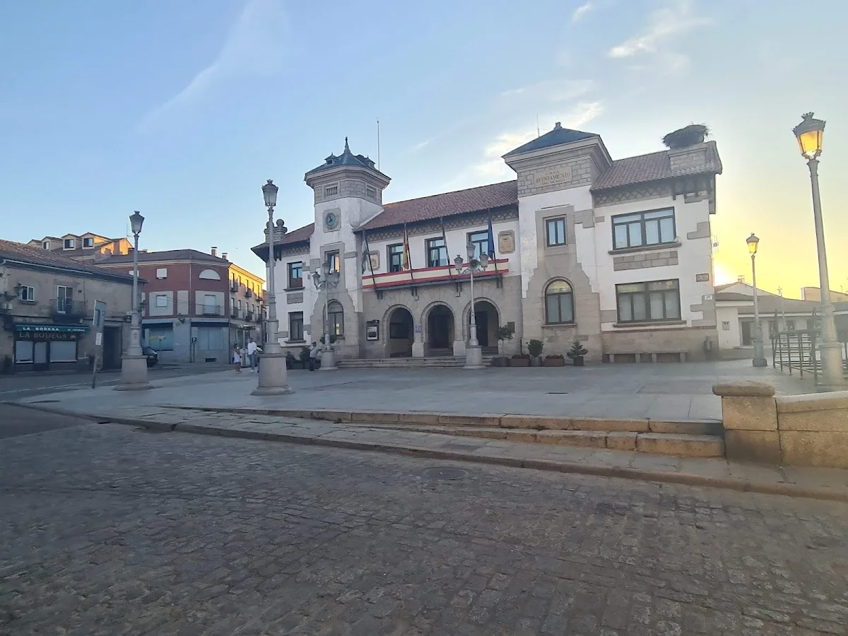 Oficina de Turismo y Cultura - El Espinar