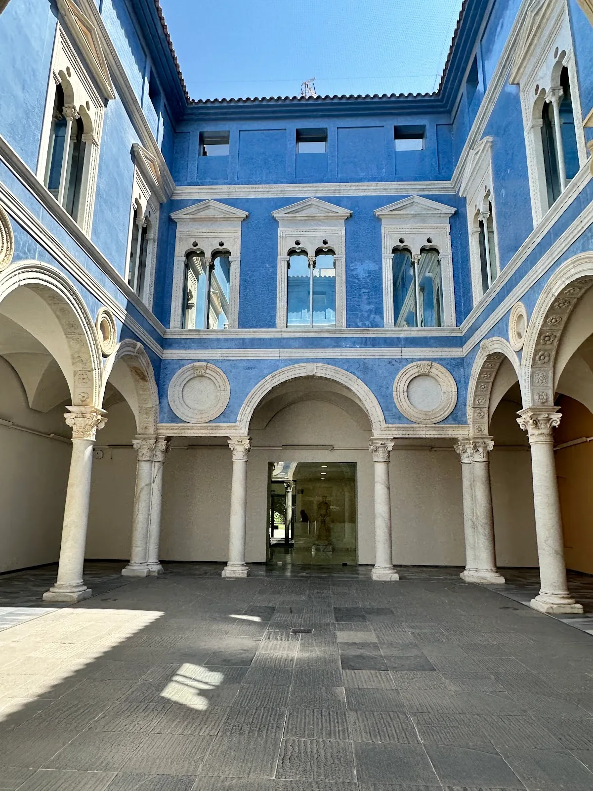 Real Academia de Bellas Artes de San Carlos - Fotografía 1