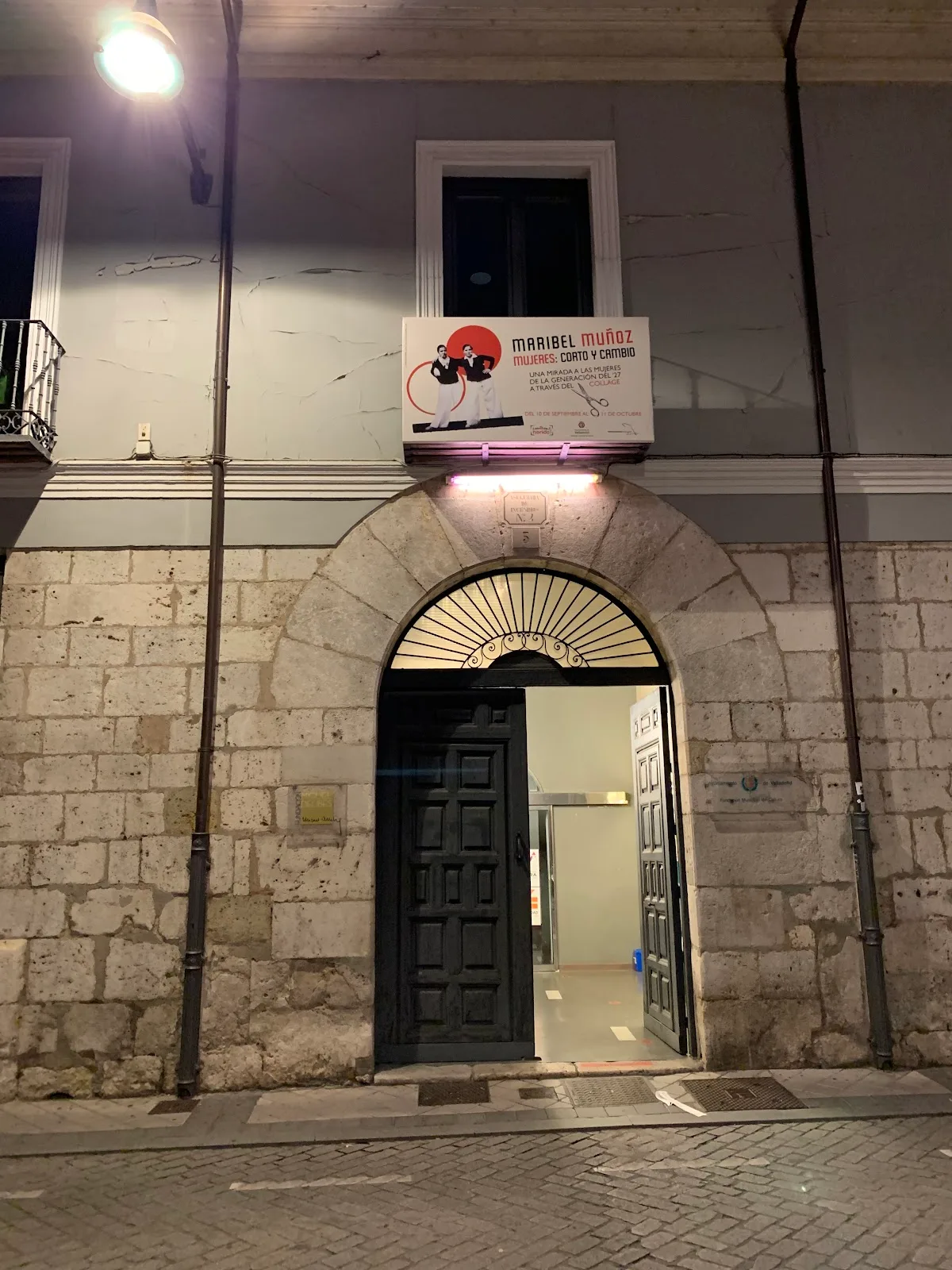 Sala Municipal de Exposiciones (SME) de la Casa de Cultura Revilla - Fotografía 1