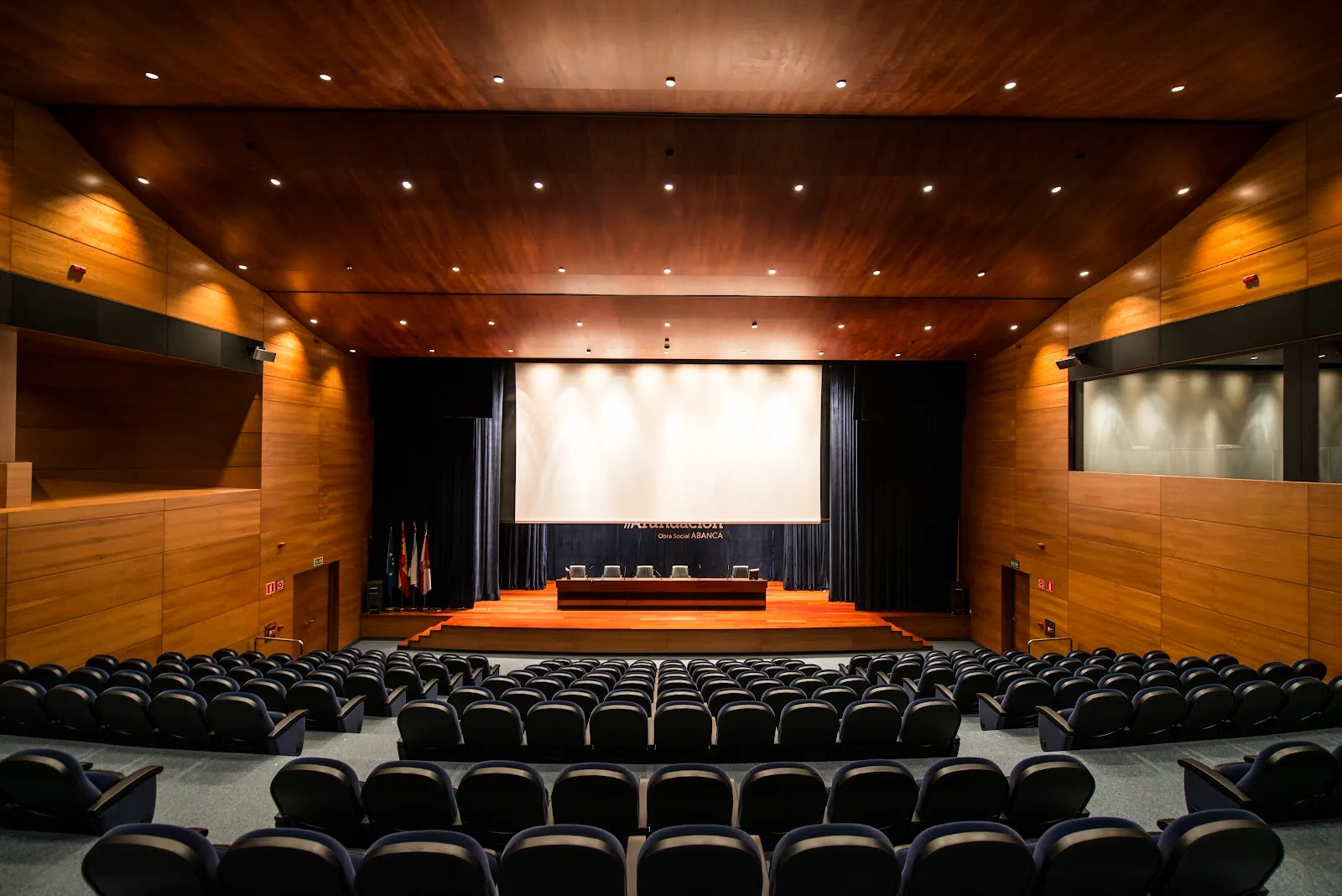 Sede Afundación Vigo - Fotografía 2