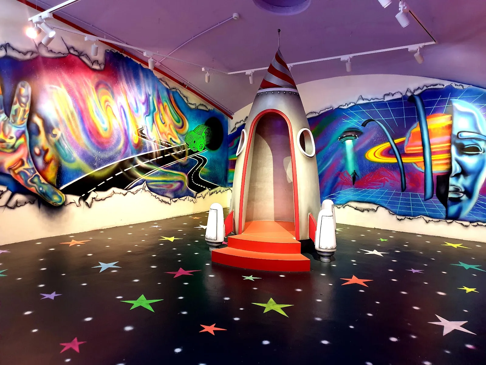 Sweet Space Museum - Fotografía 1