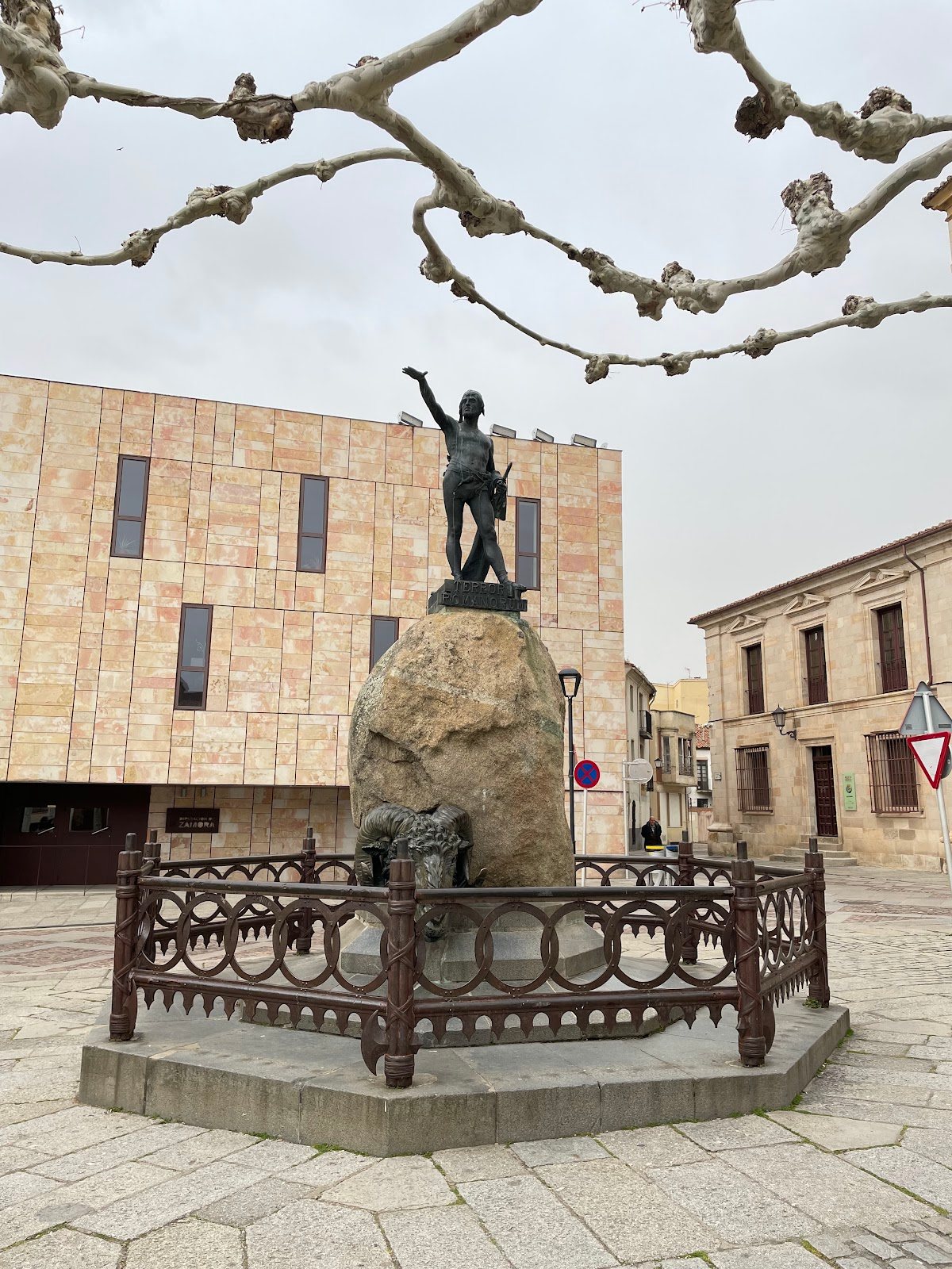 Statue of Viriato