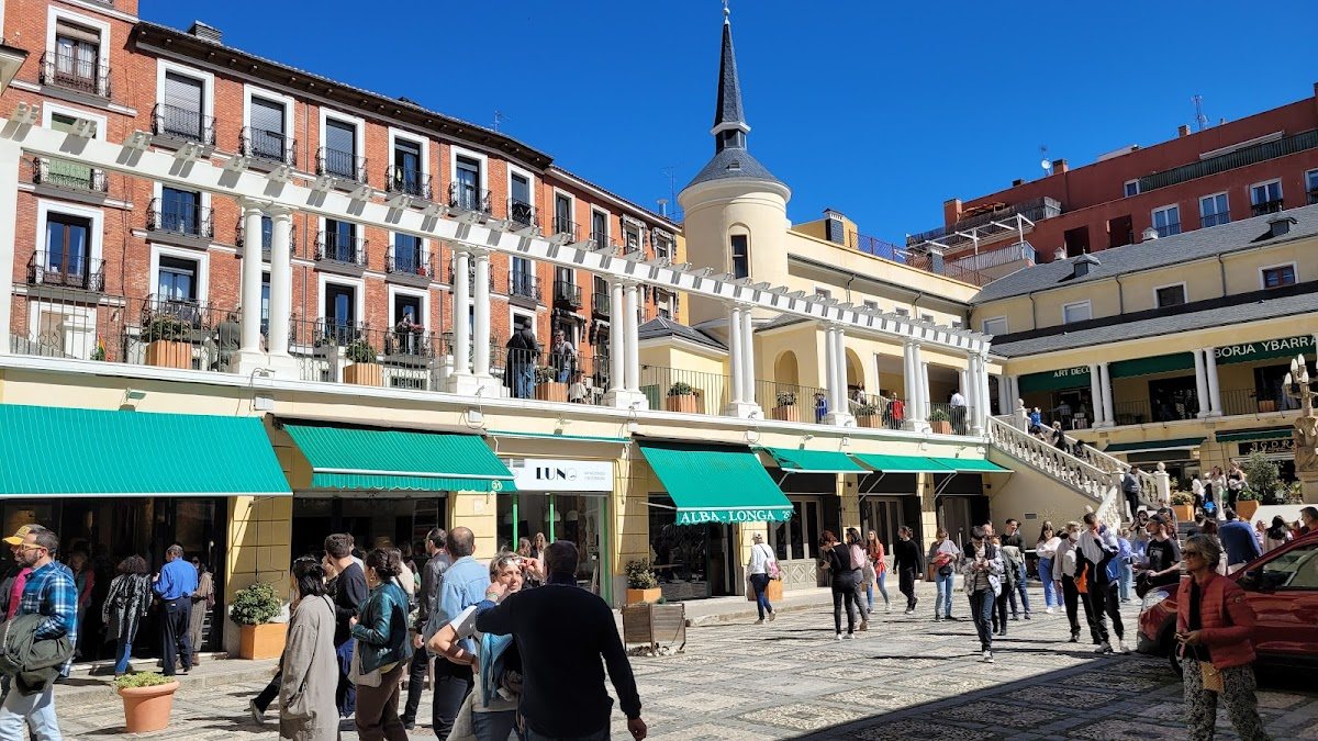 El patio de las antigüedades